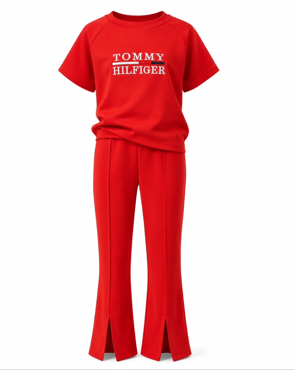 Tommy Hilfiger 2 Piece Set.