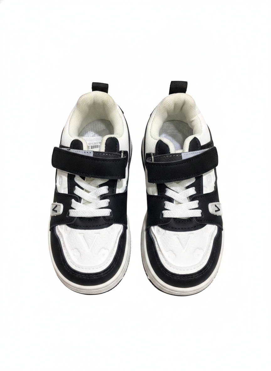 Boys canvas shoe